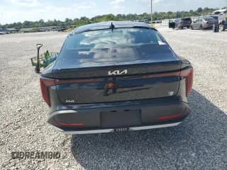 ✅ 2025 Kia K4 EX • VIN: 3KPFU4DE3SE166230 • Лот: 84588815. Опубликован ранее на Copart с пробегом 2 996 миль. Бесплатный доступ к архиву аукционных продаж из США и подробный отчёт об истории автомобиля на DreamBid. Изображение 6.