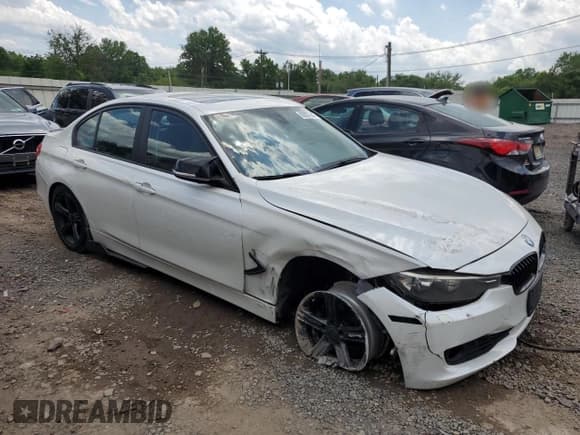 ✅ 2013 BMW 3 Series 328i xDrive • VIN: WBA3B3C59DF539667 • Lot: 60927645. Wystawiony na Copart z przebiegiem 140 698 mil. Bezpłatny archiwum sprzedaży aukcyjnych z USA i szczegółowy raport historii pojazdu na DreamBid. Zdjęcie 4.