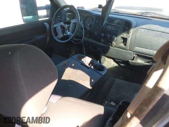 ✅ 2013 GMC Sierra 2500HD SLE • VIN: 1GT120CG1DF213551 • Lot: 43713202. Listed on IAAI with 264,434 mi. Free auction sales archive from the USA and detailed vehicle history report at DreamBid. Image 5.