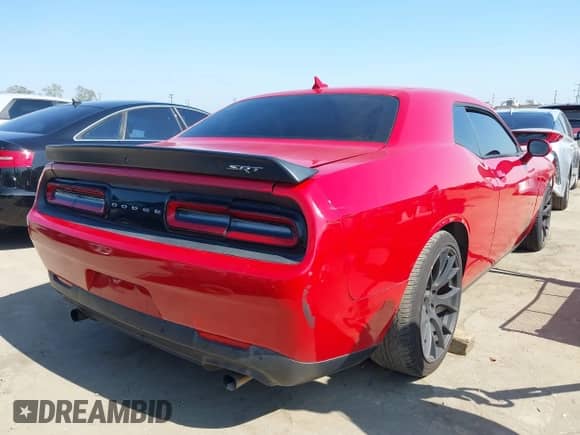 ✅ 2015 Dodge Challenger SRT Hellcat • VIN: 2C3CDZC90FH816117 • Lot: 42478679. Wystawiony na IAAI z przebiegiem 67 930 mil. Bezpłatny archiwum sprzedaży aukcyjnych z USA i szczegółowy raport historii pojazdu na DreamBid. Zdjęcie 4.