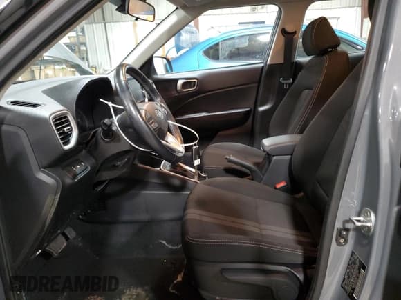 ✅ 2022 Hyundai Venue Limited • VIN: KMHRC8A39NU132983 • Lot: 44583025. Listed on Copart with 24,374 mi. Free auction sales archive from the USA and detailed vehicle history report at DreamBid. Image 7.