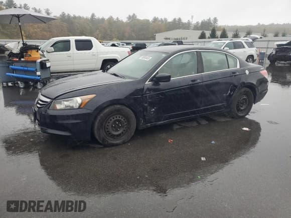 ✅ 2012 Honda Accord LX • VIN: 1HGCP2F3XCA145696 • Лот: 86993455. Опубликован ранее на Copart с пробегом 284 829 миль. Бесплатный доступ к архиву аукционных продаж из США и подробный отчёт об истории автомобиля на DreamBid. Изображение 1.