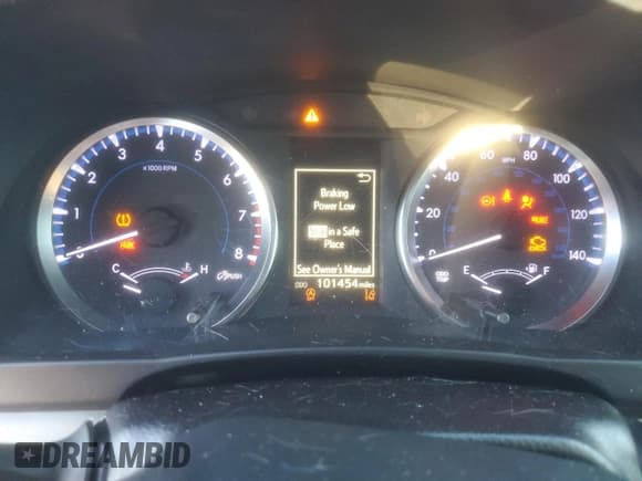 ✅ 2018 Toyota Highlander LE Plus • VIN: 5TDZZRFH8JS283745 • Lot: 87429215. Wystawiony na Copart z przebiegiem 101 454 mil. Bezpłatny archiwum sprzedaży aukcyjnych z USA i szczegółowy raport historii pojazdu na DreamBid. Zdjęcie 9.