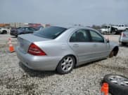 ✅ 2004 Mercedes-Benz C 240 • VIN: WDBRF81J74F546257 • Лот: 52402645. Опубликован ранее на Copart с пробегом 121 710 миль. Бесплатный доступ к архиву аукционных продаж из США и подробный отчёт об истории автомобиля на DreamBid. Изображение 3.