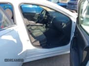 ✅ 2010 Pontiac G6 1SB • VIN: 1G2ZA5EB2A4103396 • Lot: 42014797. Wystawiony na IAAI z przebiegiem Nie podano. Bezpłatny archiwum sprzedaży aukcyjnych z USA i szczegółowy raport historii pojazdu na DreamBid. Zdjęcie 5.