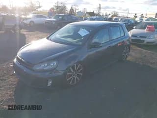 ✅ 2012 Volkswagen Golf GTI PZEV • VIN: WVWGD7AJ5CW292023 • Lot: 43728572. Wystawiony na IAAI z przebiegiem 139 863 mil. Bezpłatny archiwum sprzedaży aukcyjnych z USA i szczegółowy raport historii pojazdu na DreamBid. Zdjęcie 2.