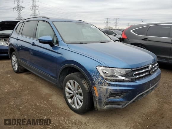 ✅ 2020 Volkswagen Tiguan S • VIN: 3VV0B7AX0LM166729 • Lot: 43641465. Listed on Copart with 54,499 mi. Free auction sales archive from the USA and detailed vehicle history report at DreamBid. Image 4.