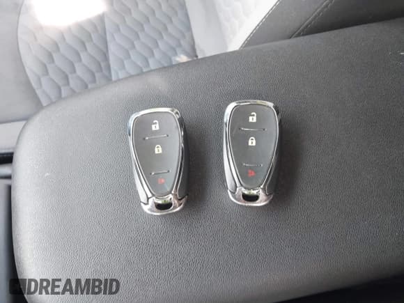 ✅ 2021 Chevrolet Equinox LS • VIN: 3GNAXSEV0MS114862 • Lot: 43435763. Listed on IAAI with 76,069 mi. Free auction sales archive from the USA and detailed vehicle history report at DreamBid. Image 11.