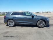 ✅ 2019 Audi e-tron Prestige • VIN: WA1VAAGE2KB009360 • Lot: 43028299. Listed on IAAI with 43,109 mi. Free auction sales archive from the USA and detailed vehicle history report at DreamBid. Image 13.