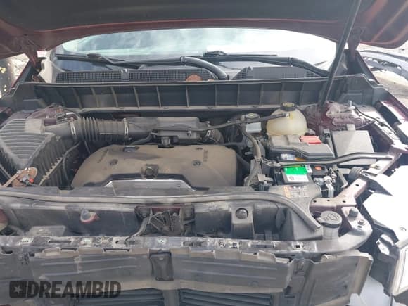 ✅ 2019 GMC Acadia SLE • VIN: 1GKKNLLA4KZ250084 • Lot: 41992339. Listed on IAAI with 101,244 mi. Free auction sales archive from the USA and detailed vehicle history report at DreamBid. Image 10.