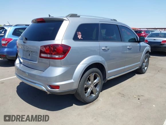 ✅ 2016 Dodge Journey Crossroad • VIN: 3C4PDCGG8GT199416 • Лот: 42454793. Опубликован ранее на IAAI с пробегом 110 947 миль. Бесплатный доступ к архиву аукционных продаж из США и подробный отчёт об истории автомобиля на DreamBid. Изображение 4.