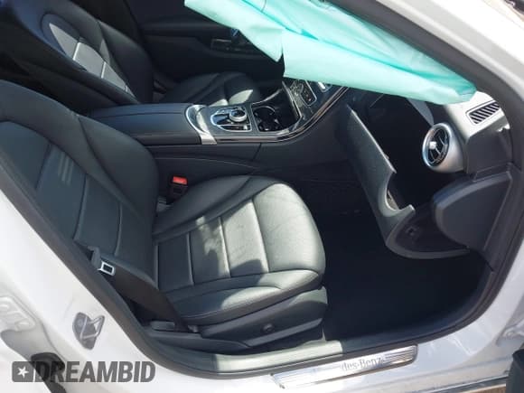 ✅ 2021 Mercedes-Benz C 300 • VIN: W1KWF8DB4MR648063 • Лот: 41617613. Опубликован ранее на IAAI с пробегом 30 054 миль. Бесплатный доступ к архиву аукционных продаж из США и подробный отчёт об истории автомобиля на DreamBid. Изображение 5.