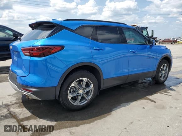 ✅ 2024 Chevrolet Blazer LT • VIN: 3GNKBDR46RS196670 • Lot: 66184465. Wystawiony na Copart z przebiegiem 30 432 mil. Bezpłatny archiwum sprzedaży aukcyjnych z USA i szczegółowy raport historii pojazdu na DreamBid. Zdjęcie 3.