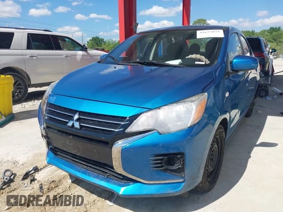 ✅ 2023 Mitsubishi Mirage ES • VIN: ML32FUFJXPHF01090 • Лот: 41655028. Опубликован ранее на IAAI с пробегом 71 968 миль. Бесплатный доступ к архиву аукционных продаж из США и подробный отчёт об истории автомобиля на DreamBid. Изображение 2.