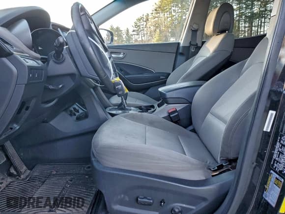 ✅ 2014 Hyundai Santa Fe • VIN: 5XYZUDLB1EG210270 • Lot: 96309695. Wystawiony na Copart z przebiegiem 111 923 mil. Bezpłatny archiwum sprzedaży aukcyjnych z USA i szczegółowy raport historii pojazdu na DreamBid. Zdjęcie 7.