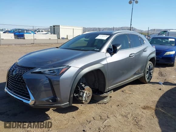 ✅ 2020 Lexus UX 200 • VIN: JTHP3JBH9L2022441 • Lot: 41762128. Listed on IAAI with 84,432 mi. Free auction sales archive from the USA and detailed vehicle history report at DreamBid. Image 16.