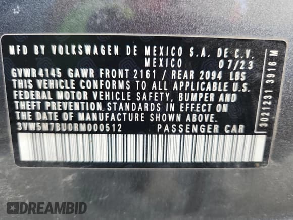 ✅ 2024 Volkswagen Jetta S • VIN: 3VW5M7BU0RM000512 • Lot: 82249785. Wystawiony na Copart z przebiegiem 26 599 mil. Bezpłatny archiwum sprzedaży aukcyjnych z USA i szczegółowy raport historii pojazdu na DreamBid. Zdjęcie 12.