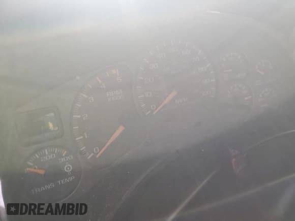 ✅ 2002 Chevrolet Silverado 2500HD LT • VIN: 1GCHK23142F238236 • Лот: 44073945. Опубликован ранее на Copart с пробегом Не указан. Бесплатный доступ к архиву аукционных продаж из США и подробный отчёт об истории автомобиля на DreamBid. Изображение 9.