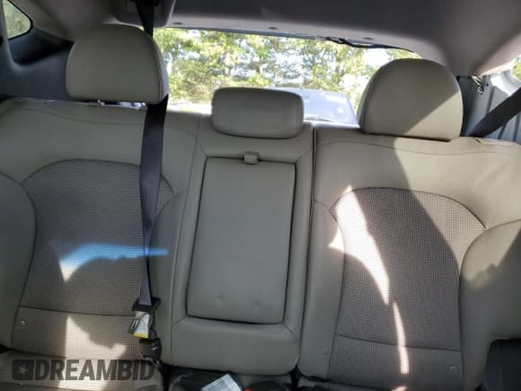 ✅ 2015 Hyundai Tucson Limited • VIN: KM8JUCAG3FU105988 • Lot: 84456145. Wystawiony na Copart z przebiegiem 101 924 mil. Bezpłatny archiwum sprzedaży aukcyjnych z USA i szczegółowy raport historii pojazdu na DreamBid. Zdjęcie 10.