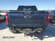 ✅ 2023 Chevrolet Silverado 1500 LT Trail Boss • VIN: 3GCUDFE86PG105669 • Lot: 86084714. Wystawiony na Copart z przebiegiem 59 361 mil. Bezpłatny archiwum sprzedaży aukcyjnych z USA i szczegółowy raport historii pojazdu na DreamBid. Zdjęcie 6.