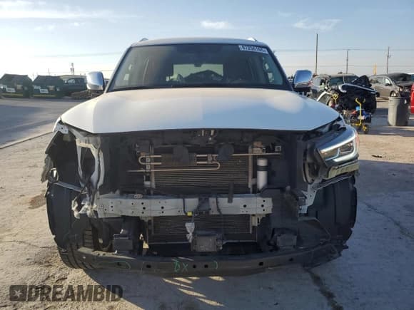 ✅ 2020 Infiniti QX80 Luxe • VIN: JN8AZ2NEXL9251705 • Lot: 87256165. Wystawiony na Copart z przebiegiem 78 558 mil. Bezpłatny archiwum sprzedaży aukcyjnych z USA i szczegółowy raport historii pojazdu na DreamBid. Zdjęcie 5.