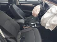 ✅ 2012 Volkswagen Passat SE • VIN: 1VWBP7A37CC002284 • Lot: 42362666. Wystawiony na IAAI z przebiegiem 179 052 mil. Bezpłatny archiwum sprzedaży aukcyjnych z USA i szczegółowy raport historii pojazdu na DreamBid. Zdjęcie 5.