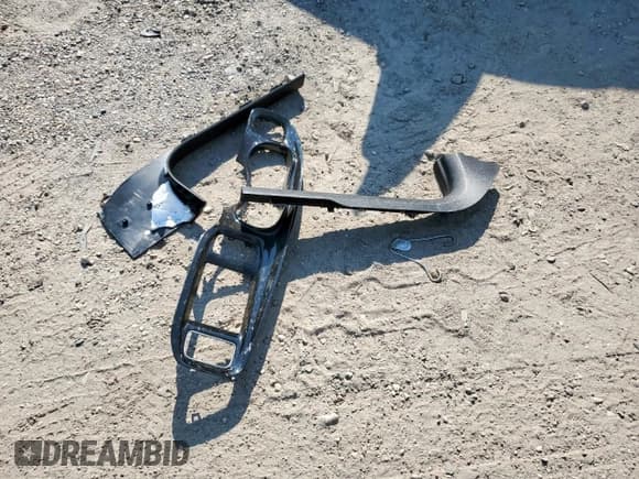 ✅ 2019 Dodge Charger Scat Pack • VIN: 2C3CDXGJ1KH666005 • Lot: 80536205. Wystawiony na Copart z przebiegiem 120 115 mil. Bezpłatny archiwum sprzedaży aukcyjnych z USA i szczegółowy raport historii pojazdu na DreamBid. Zdjęcie 12.