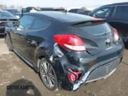 ✅ 2016 Hyundai Veloster Turbo • VIN: KMHTC6AE8GU255625 • Lot: 41479623. Wystawiony na IAAI z przebiegiem 94 011 mil. Bezpłatny archiwum sprzedaży aukcyjnych z USA i szczegółowy raport historii pojazdu na DreamBid. Zdjęcie 3.