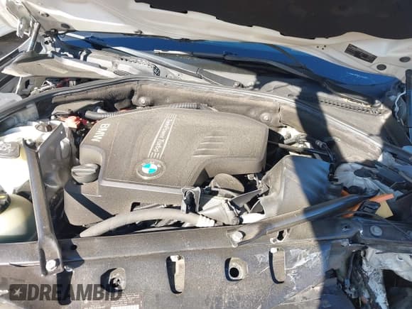 ✅ 2014 BMW 5 Series 528i • VIN: WBA5A5C54ED507326 • Lot: 43752653. Listed on IAAI with 159,147 mi. Free auction sales archive from the USA and detailed vehicle history report at DreamBid. Image 10.