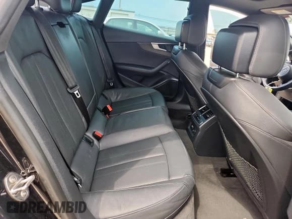 ✅ 2019 Audi A5 Sportback Premium Plus • VIN: WAUENCF56KA070513 • Lot: 71406345. Wystawiony na Copart z przebiegiem 70 748 mil. Bezpłatny archiwum sprzedaży aukcyjnych z USA i szczegółowy raport historii pojazdu na DreamBid. Zdjęcie 10.