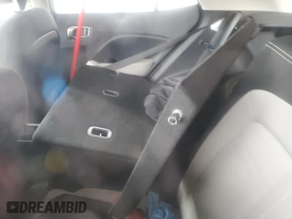 ✅ 2021 Hyundai Venue SEL • VIN: KMHRC8A35MU070870 • Лот: 43411475. Опубликован ранее на Copart с пробегом Не указан. Бесплатный доступ к архиву аукционных продаж из США и подробный отчёт об истории автомобиля на DreamBid. Изображение 10.