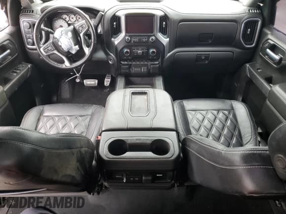 ✅ 2020 Chevrolet Silverado 1500 RST • VIN: 3GCUYEED3LG235740 • Lot: 85667594. Wystawiony na Copart z przebiegiem 51 234 mil. Bezpłatny archiwum sprzedaży aukcyjnych z USA i szczegółowy raport historii pojazdu na DreamBid. Zdjęcie 8.