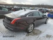 ✅ 2017 Jaguar XJ Portfolio • VIN: SAJWA2G77H8W10384 • Lot: 45474205. Wystawiony na Copart z przebiegiem 63 680 mil. Bezpłatny archiwum sprzedaży aukcyjnych z USA i szczegółowy raport historii pojazdu na DreamBid. Zdjęcie 3.