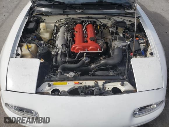 ✅ 1992 Mazda MX-5 Miata Special Edition • VIN: JM1NA3510N0302546 • Lot: 84914674. Wystawiony na Copart z przebiegiem 116 169 mil. Bezpłatny archiwum sprzedaży aukcyjnych z USA i szczegółowy raport historii pojazdu na DreamBid. Zdjęcie 11.