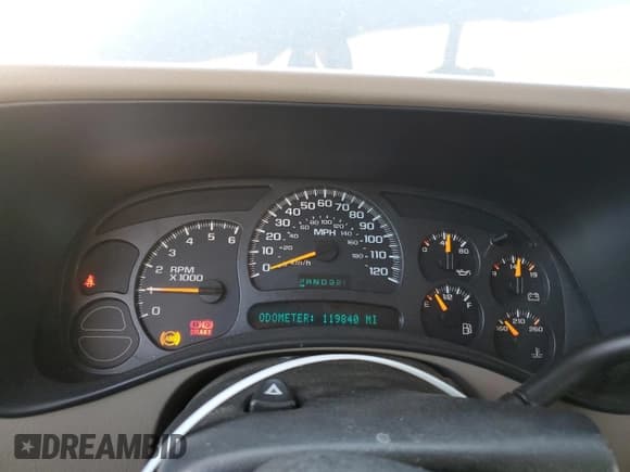 ✅ 2004 Chevrolet Suburban LS • VIN: 3GNEC16Z04G242630 • Лот: 42617085. Опубликован ранее на Copart с пробегом 119 840 миль. Бесплатный доступ к архиву аукционных продаж из США и подробный отчёт об истории автомобиля на DreamBid. Изображение 9.