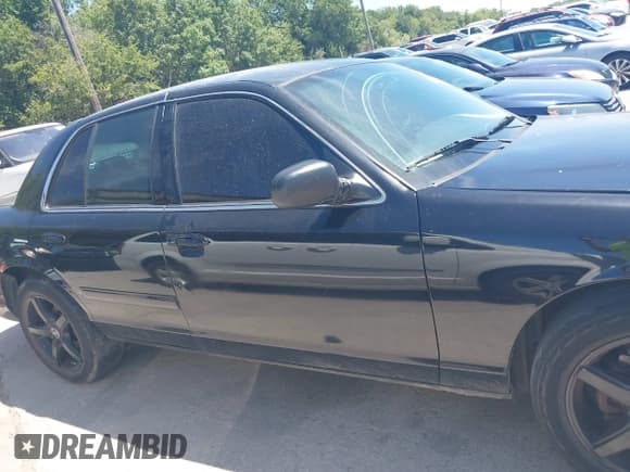 ✅ 2008 Ford Police Interceptor • VIN: 2FAHP71V58X160007 • Lot: 42807248. Wystawiony na IAAI z przebiegiem Nie podano. Bezpłatny archiwum sprzedaży aukcyjnych z USA i szczegółowy raport historii pojazdu na DreamBid. Zdjęcie 13.