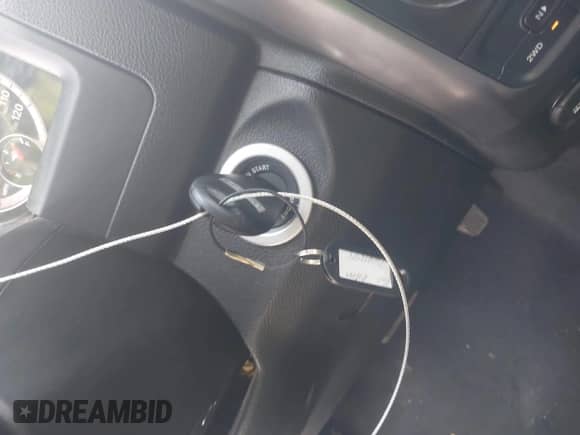 2024 Ram 1500 SLT z VIN 1C6RR7GG1RS149230, wystawiony jako IAAI lot #42732323 z przebiegiem 38 598 mil mil oraz . Historia ofert i sprzedaży dostępna na DreamBid. Obrazek 11.