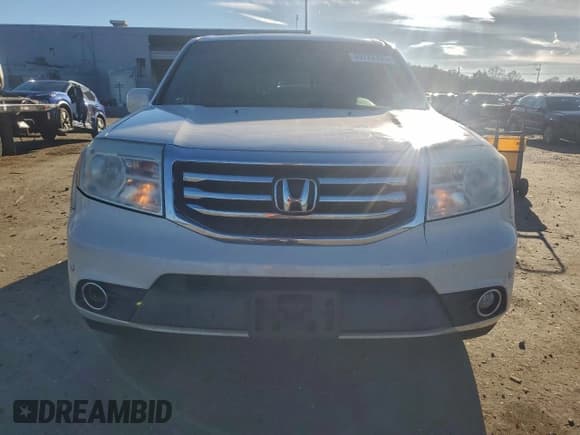 ✅ 2013 Honda Pilot Touring • VIN: 5FNYF4H97DB074471 • Lot: 93728395. Wystawiony na Copart z przebiegiem 205 737 mil. Bezpłatny archiwum sprzedaży aukcyjnych z USA i szczegółowy raport historii pojazdu na DreamBid. Zdjęcie 5.