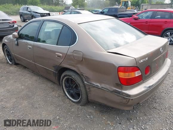 ✅ 1998 Lexus GS 300 • VIN: JT8BD68S8W0005721 • Lot: 42937969. Listed on IAAI with 202,376 mi. Free auction sales archive from the USA and detailed vehicle history report at DreamBid. Image 3.