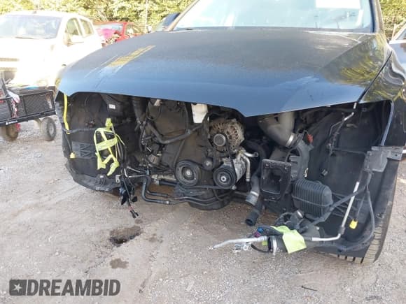 ✅ 2017 Audi Q5 Premium • VIN: WA1C2AFP1HA035812 • Lot: 43325522. Wystawiony na IAAI z przebiegiem 120 111 mil. Bezpłatny archiwum sprzedaży aukcyjnych z USA i szczegółowy raport historii pojazdu na DreamBid. Zdjęcie 6.