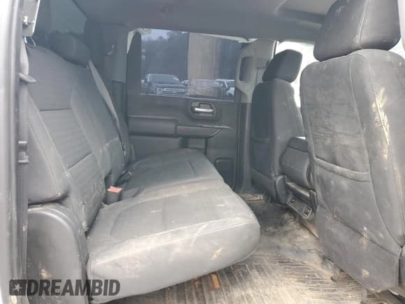 ✅ 2021 Chevrolet Silverado 2500HD Work Truck • VIN: 1GC1YLE73MF173762 • Lot: 45156135. Wystawiony na Copart z przebiegiem 150 489 mil. Bezpłatny archiwum sprzedaży aukcyjnych z USA i szczegółowy raport historii pojazdu na DreamBid. Zdjęcie 10.