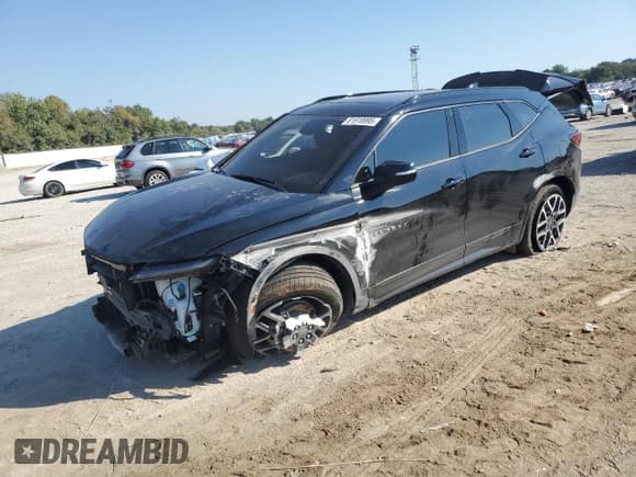✅ 2025 Chevrolet Blazer RS • VIN: 3GNKBERS9SS128941 • Lot: 81918995. Listed on Copart with 2,420 mi. Free auction sales archive from the USA and detailed vehicle history report at DreamBid. Image 1.