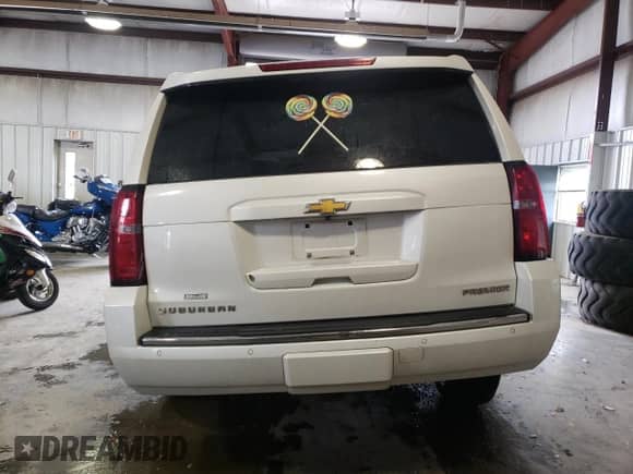 2020 Chevrolet Suburban Premier z VIN 1GNSKJKC5LR174248, wystawiony jako Copart lot #73365664 z przebiegiem 124 755 mil mil oraz Szkoda całkowita • Salvage title. Historia ofert i sprzedaży dostępna na DreamBid. Obrazek 6.