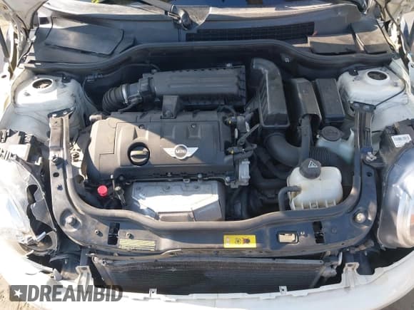 ✅ 2014 MINI Clubman • VIN: WMWZF3C54ET493361 • Lot: 41467257. Wystawiony na IAAI z przebiegiem 162 214 mil. Bezpłatny archiwum sprzedaży aukcyjnych z USA i szczegółowy raport historii pojazdu na DreamBid. Zdjęcie 10.