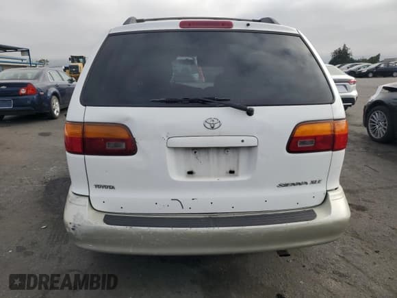 ✅ 2000 Toyota Sienna LE • VIN: 4T3ZF13C7YU256046 • Лот: 90721915. Опубликован ранее на Copart с пробегом 255 420 миль. Бесплатный доступ к архиву аукционных продаж из США и подробный отчёт об истории автомобиля на DreamBid. Изображение 6.