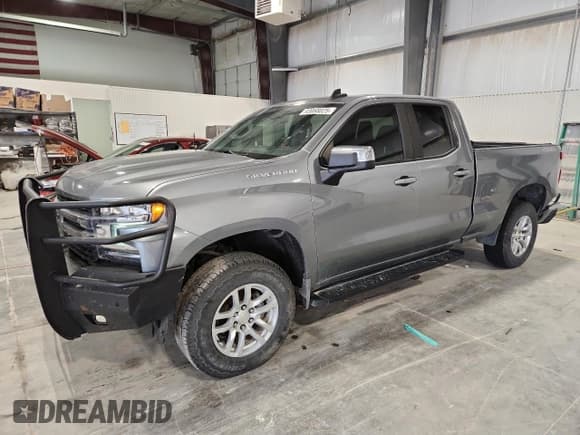 ✅ 2019 Chevrolet Silverado 1500 LT • VIN: 1GCRYDEDXKZ221803 • Lot: 93068025. Wystawiony na Copart z przebiegiem 95 064 mil. Bezpłatny archiwum sprzedaży aukcyjnych z USA i szczegółowy raport historii pojazdu na DreamBid. Zdjęcie 1.
