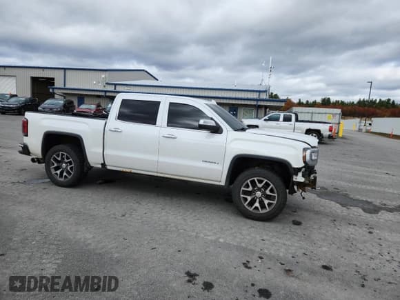 ✅ 2016 GMC Sierra 1500 Denali • VIN: 3GTU2PEJ2GG304684 • Lot: 90806075. Wystawiony na Copart z przebiegiem 149 408 mil. Bezpłatny archiwum sprzedaży aukcyjnych z USA i szczegółowy raport historii pojazdu na DreamBid. Zdjęcie 4.