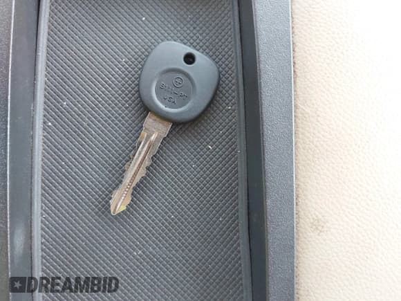 ✅ 2007 Chevrolet Suburban LT • VIN: 1GNFC16067J229681 • Lot: 42785270. Listed on IAAI with Not provided. Free auction sales archive from the USA and detailed vehicle history report at DreamBid. Image 11.