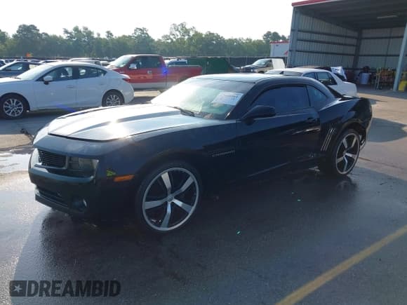 ✅ 2010 Chevrolet Camaro 1LT • VIN: 2G1FB1EV3A9217251 • Lot: 42900461. Listed on IAAI with 200,077 mi. Free auction sales archive from the USA and detailed vehicle history report at DreamBid. Image 2.
