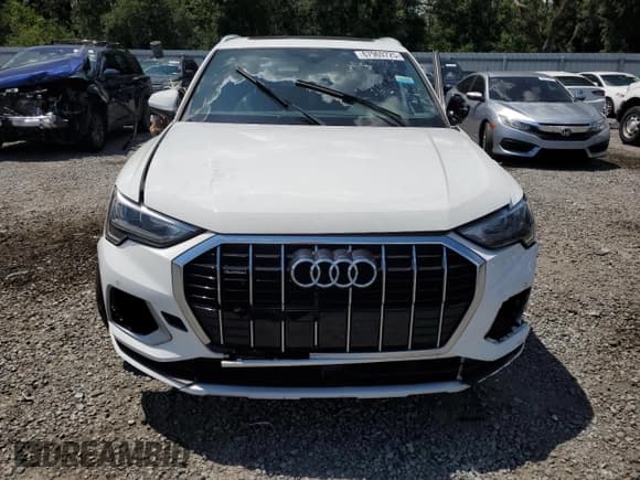 ✅ 2020 Audi Q3 Premium • VIN: WA1AECF36L1116417 • Lot: 67969725. Listed on Copart with 44,704 mi. Free auction sales archive from the USA and detailed vehicle history report at DreamBid. Image 5.